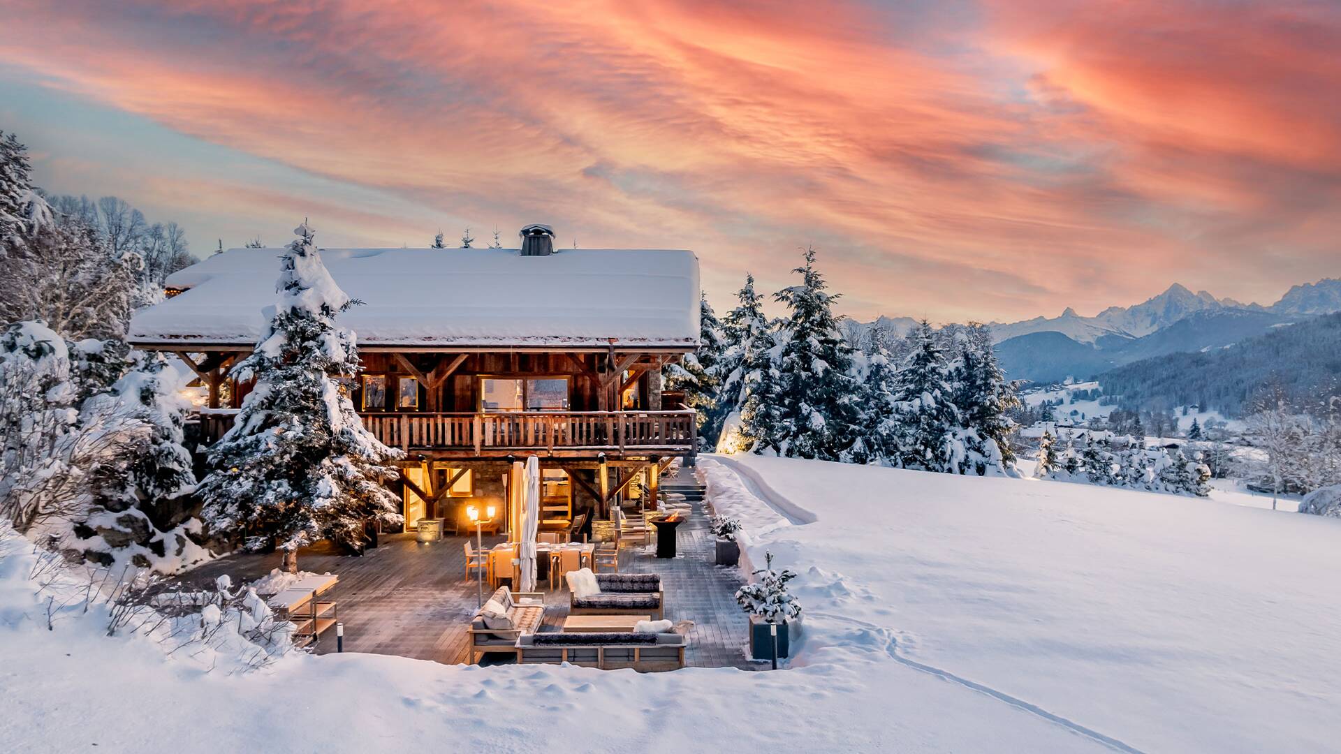 Megève : L'Excellence du Ski de Luxe dans les Alpes Françaises